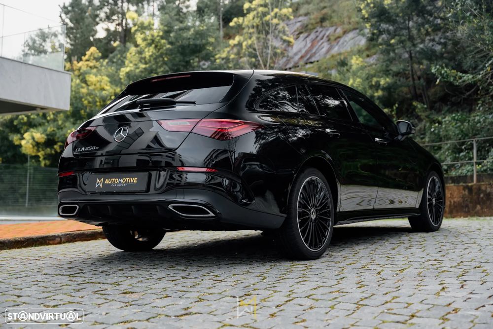 Mercedes-Benz CLA 250 e Shooting Brake AMG Line - 24
