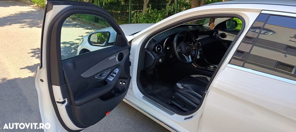 Mercedes-Benz C 300 e 4MATIC PHEV - 5