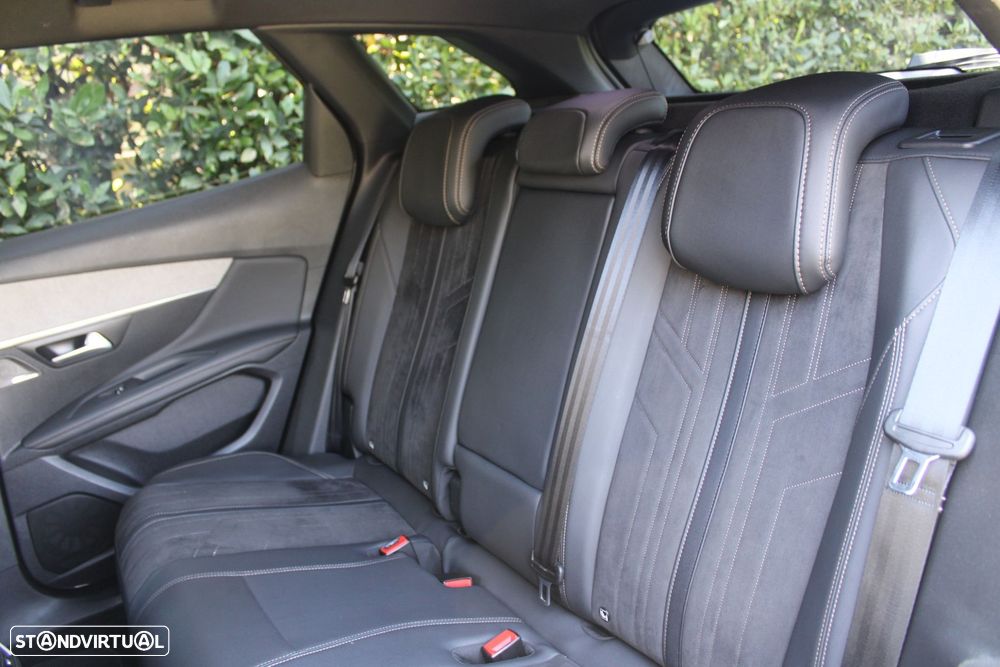 Peugeot 3008 1.6 Hybrid4 GT Pack e-EAT8 - 7