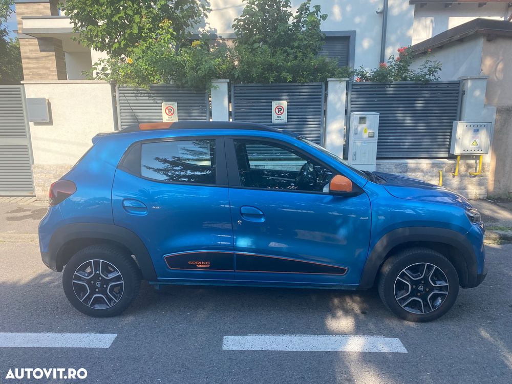 Dacia Spring Expression - 10