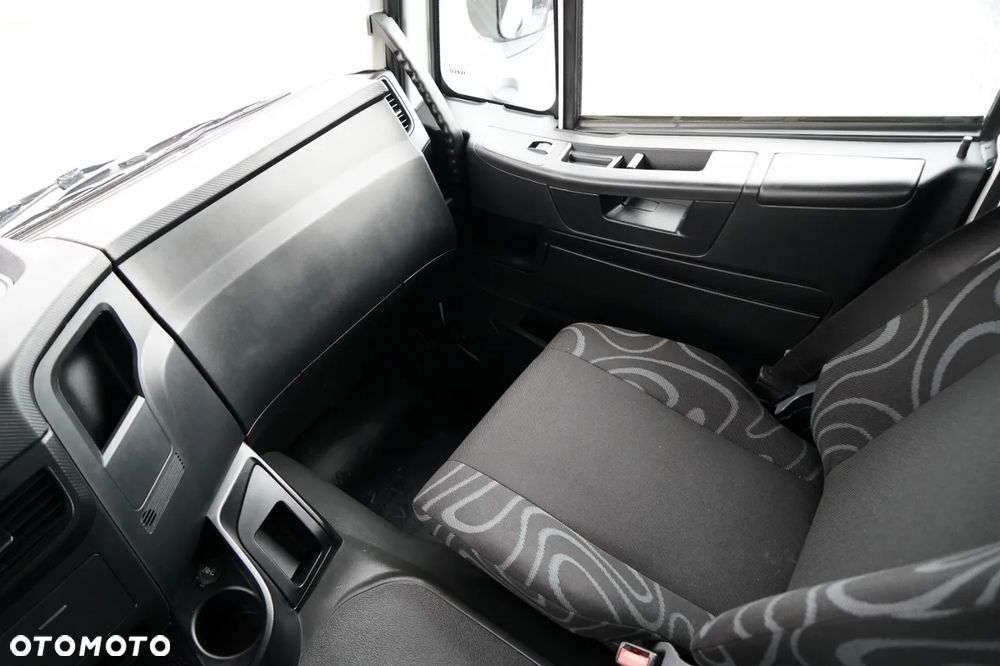 Iveco TRAKKER / 8x4 / WYWROTKA / HYDROBURTA / BORDMATIC / EURO 6 / MEILLER KIPPER - 33