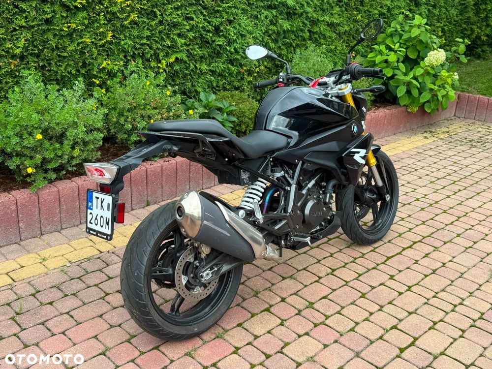 BMW G - 6