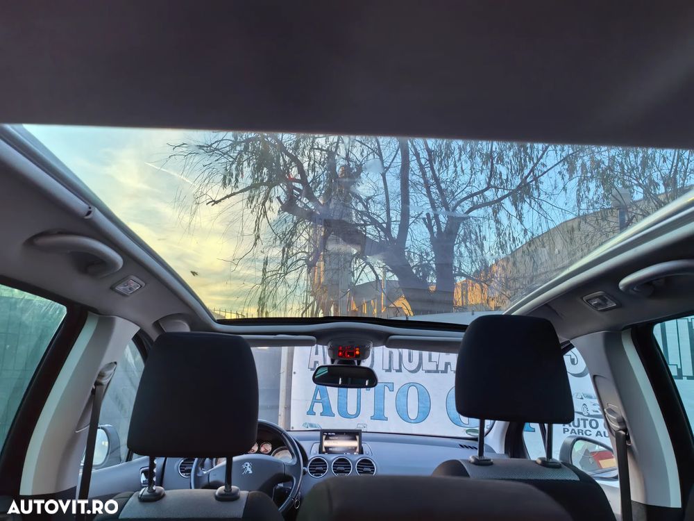 Peugeot 308 HDi FAP 110 NAVTEQ ON BOARD - 5