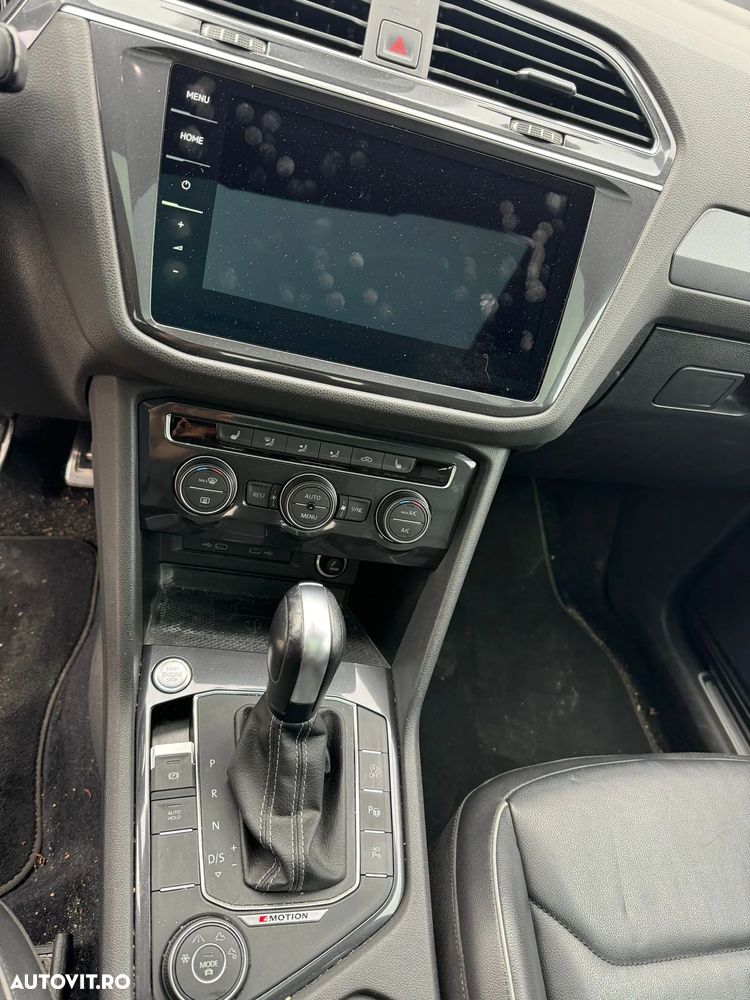 Volkswagen Tiguan 2.0 TDI SCR 4MOTION DSG R-Line - 15