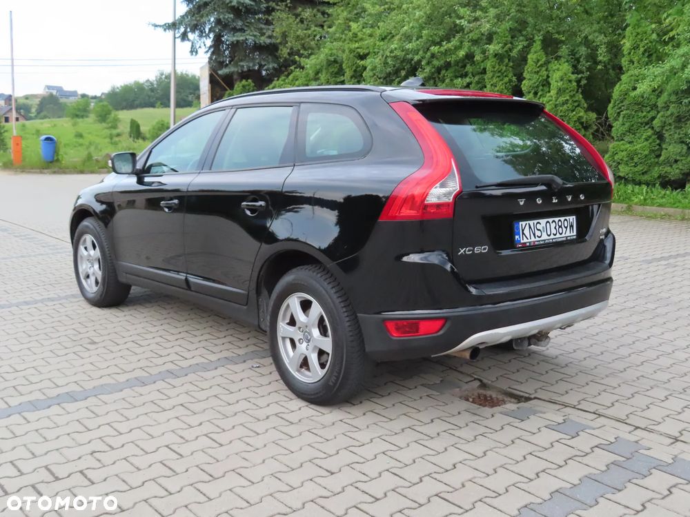 Volvo XC 60 2.4D Momentum - 7