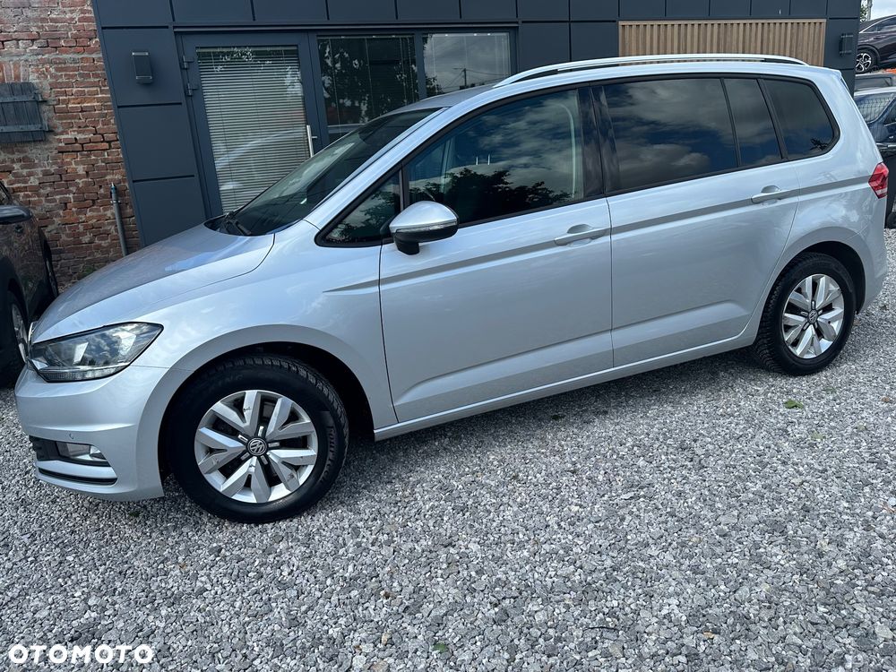 Volkswagen Touran 1.6 TDI SCR BlueMotion Technology DSG Comfortline - 6