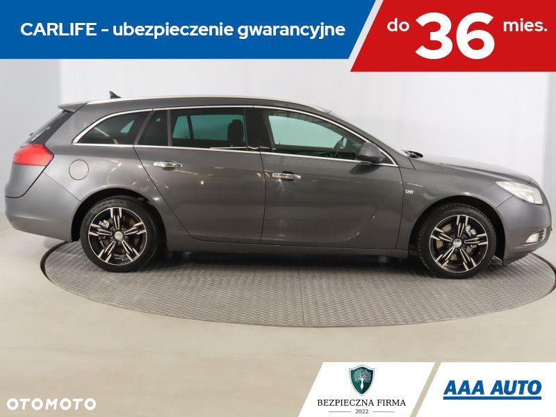 Opel Insignia - 8