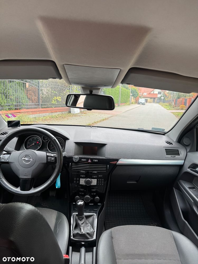Opel Astra - 9