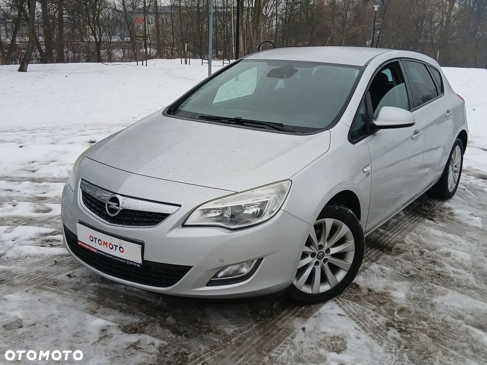 Opel Astra 1.4 Turbo 150 Jahre - 23