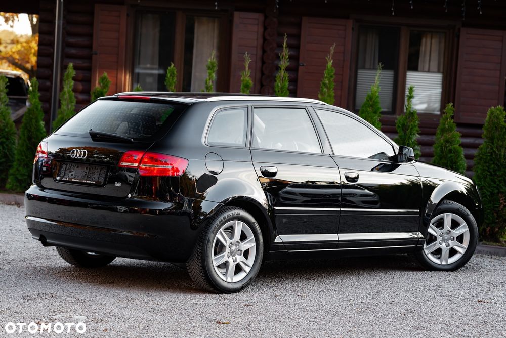 Audi A3 Sportback 1.6 Attraction - 9
