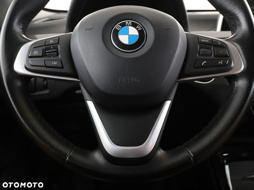 BMW X1 sDrive20d xLine - 22