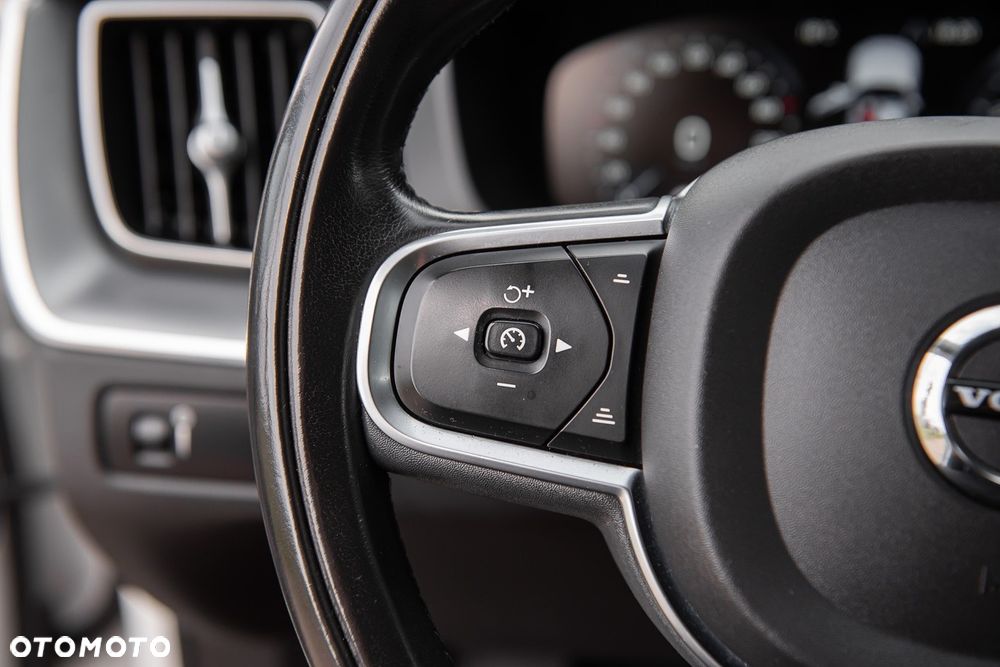 Volvo XC 60 - 28