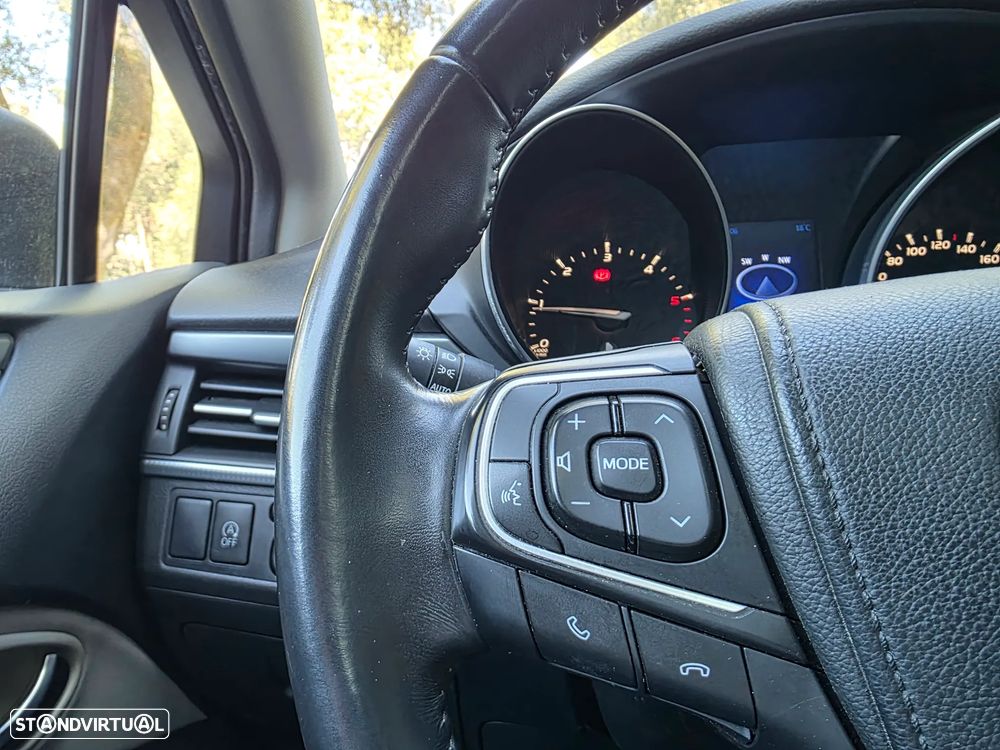 Toyota Avensis SW 2.0 D-4D Luxury+GPS - 22