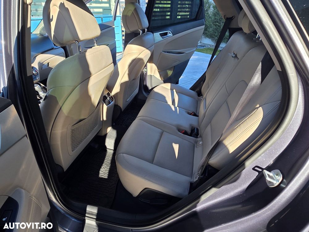 Hyundai Tucson - 12