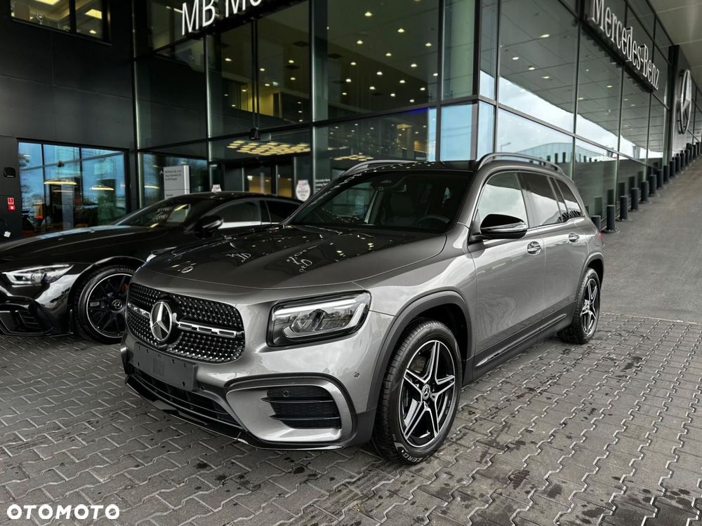 Mercedes-Benz GLB - 2