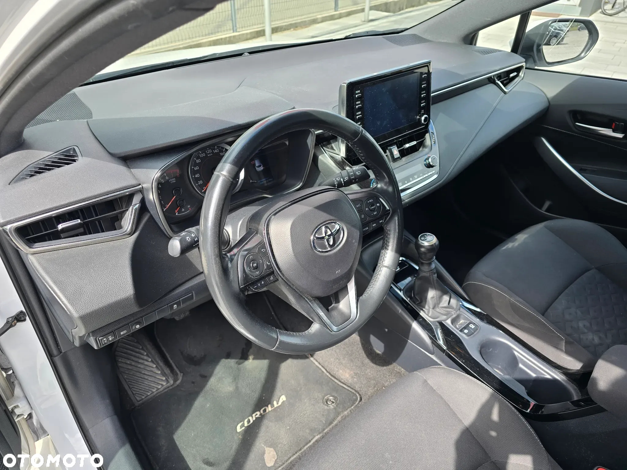 Toyota Corolla 1.2 T Comfort - 21