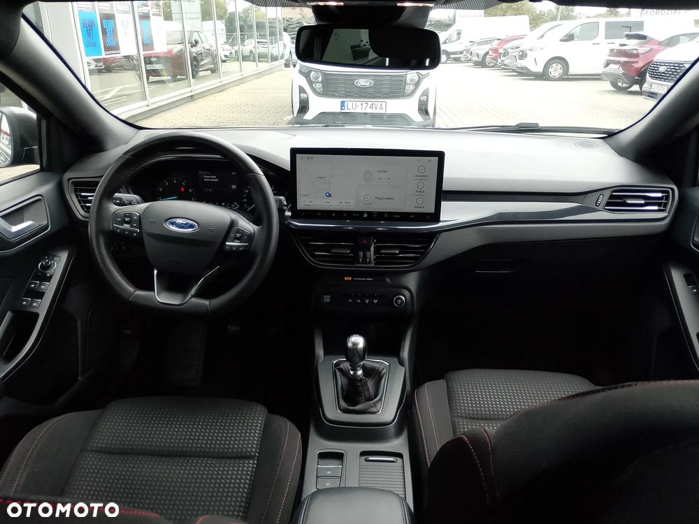 Ford Focus 1.0 EcoBoost Hybrid ST-LINE - 19