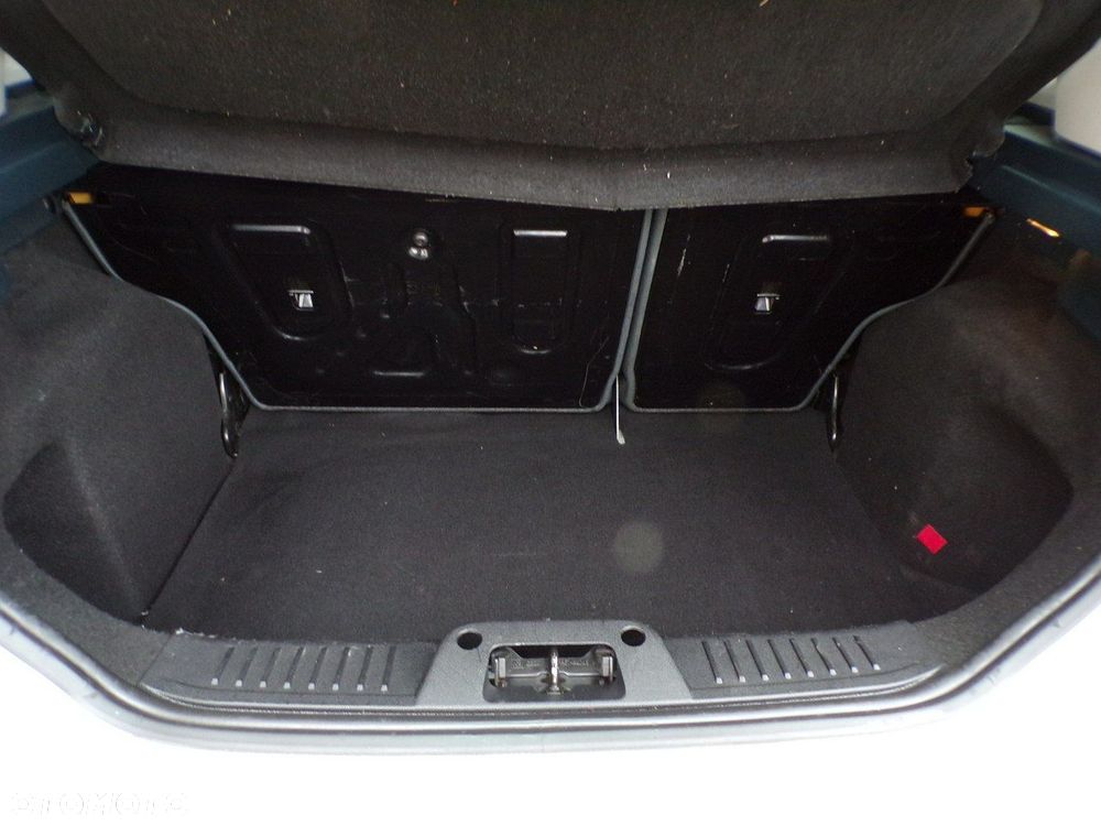 Ford Fiesta 1.25 Trend EU5 - 29