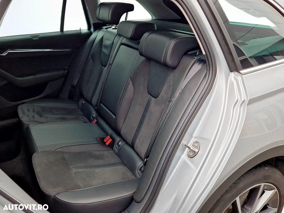 Skoda Octavia 2.0 TDI DSG 4X4 Scout - 15