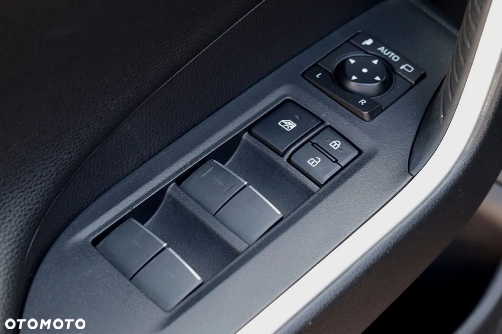Toyota RAV4 2.5 Hybrid Executive 4x2 - 13