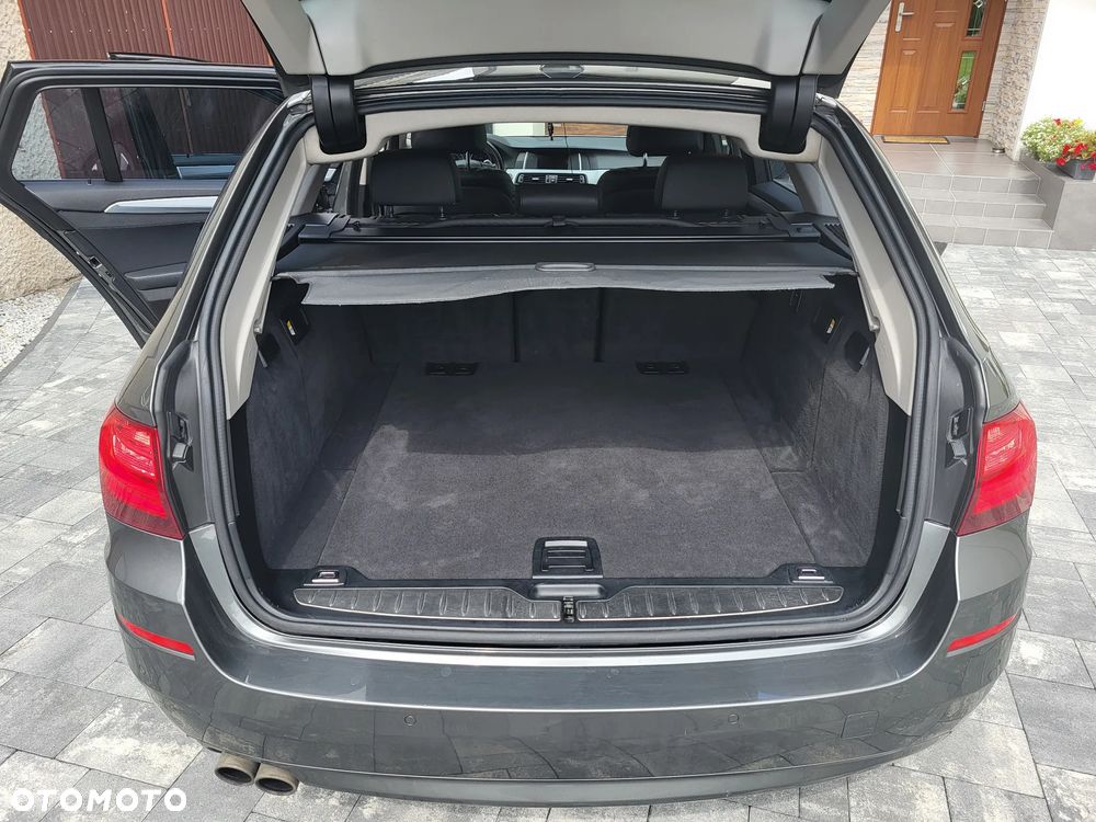 BMW Seria 5 518d - 19