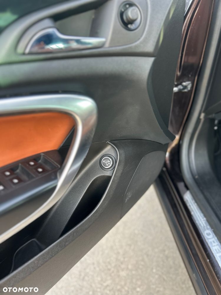 Opel Insignia 1.6 Turbo Cosmo - 23