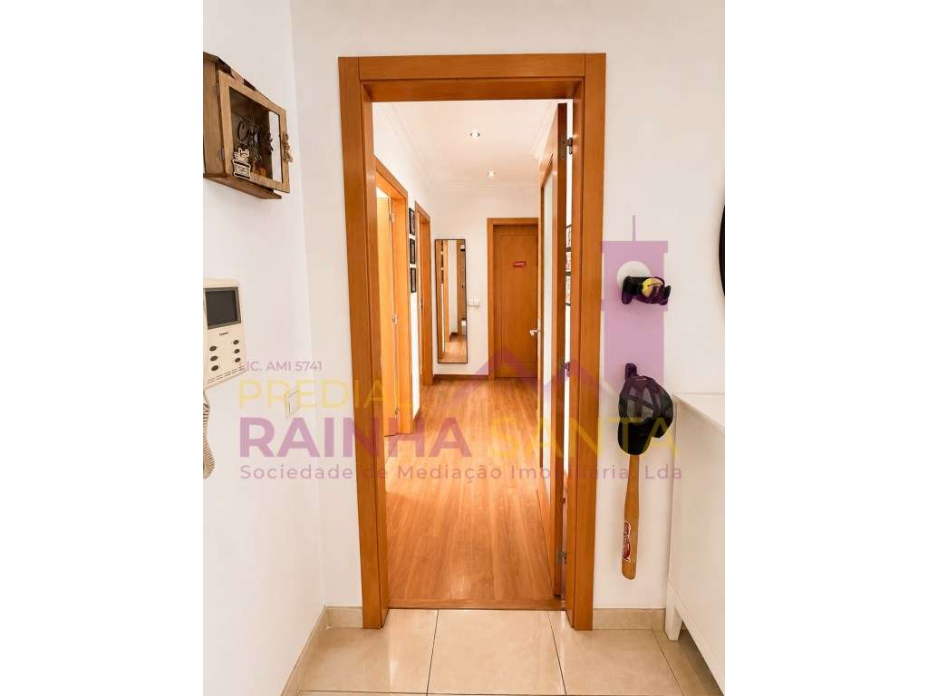APARTAMENTO T3 COM GARAGEM BOX, SÓTÃO E 2 VARANDAS | JARDIM DE CIMA... - Grande imagem: 5/32