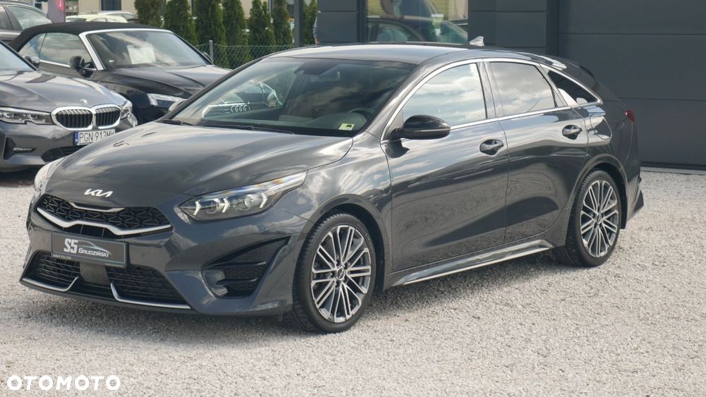 Kia ProCeed - 4
