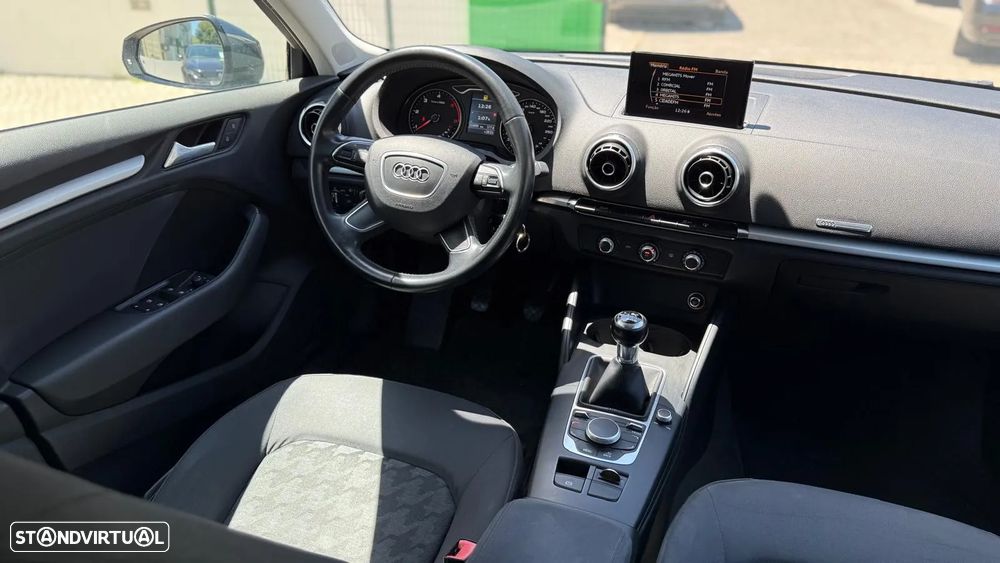 Audi A3 Sportback 1.6 TDI Attraction - 8