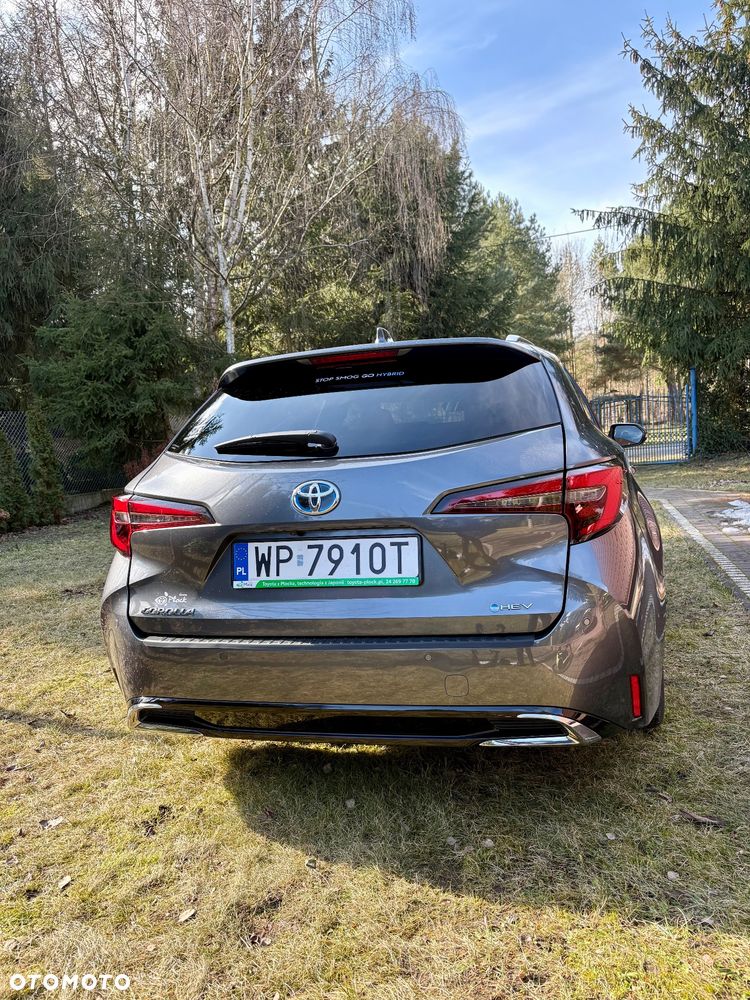 Toyota Corolla - 5
