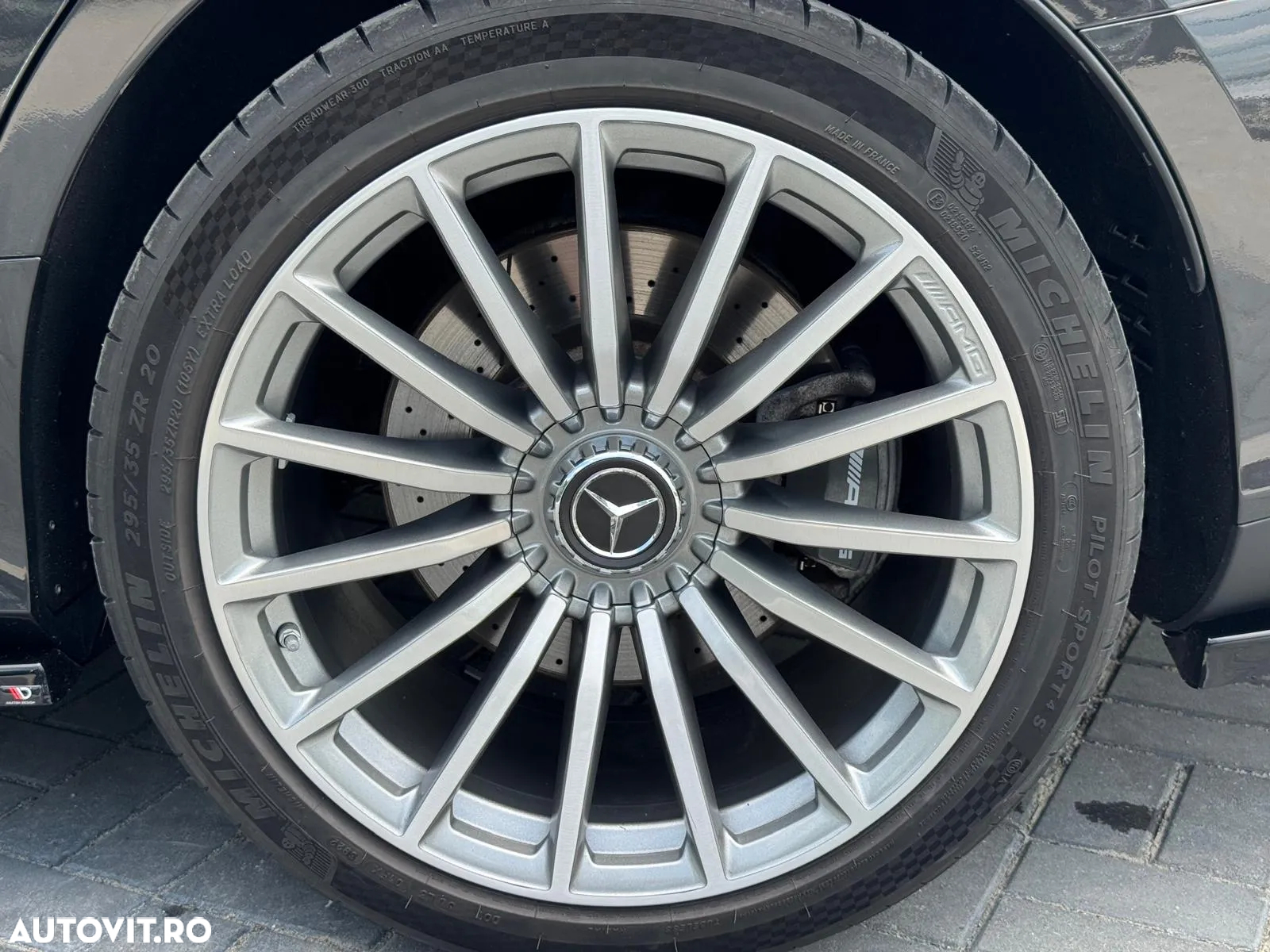 Mercedes-Benz AMG GT 43 4MATIC+ MHEV - 27