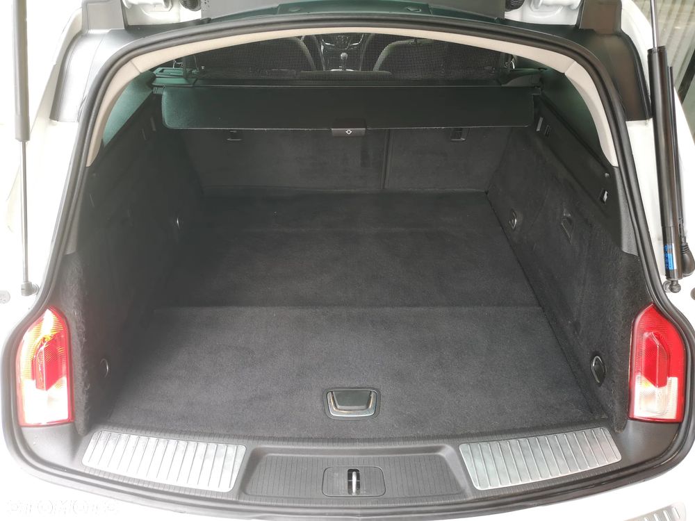 Opel Insignia 1.6 ECOTEC DI Turbo Innovation - 36