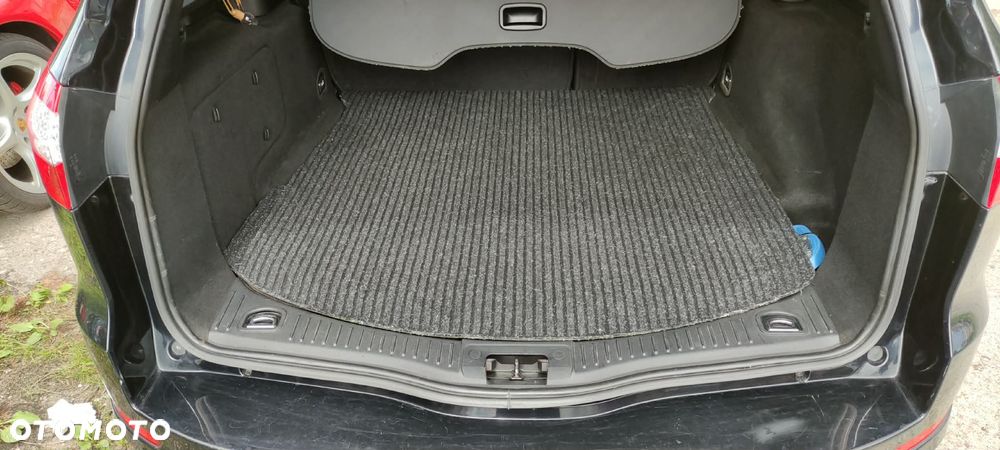 Ford Mondeo 2.0 TDCi Ambiente - 12