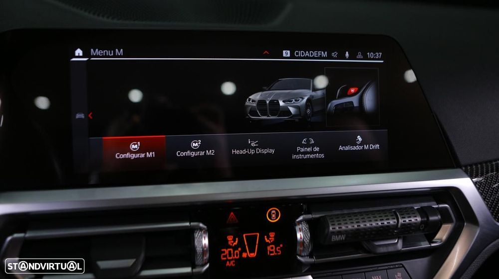 BMW M4 Competition xDrive - 32