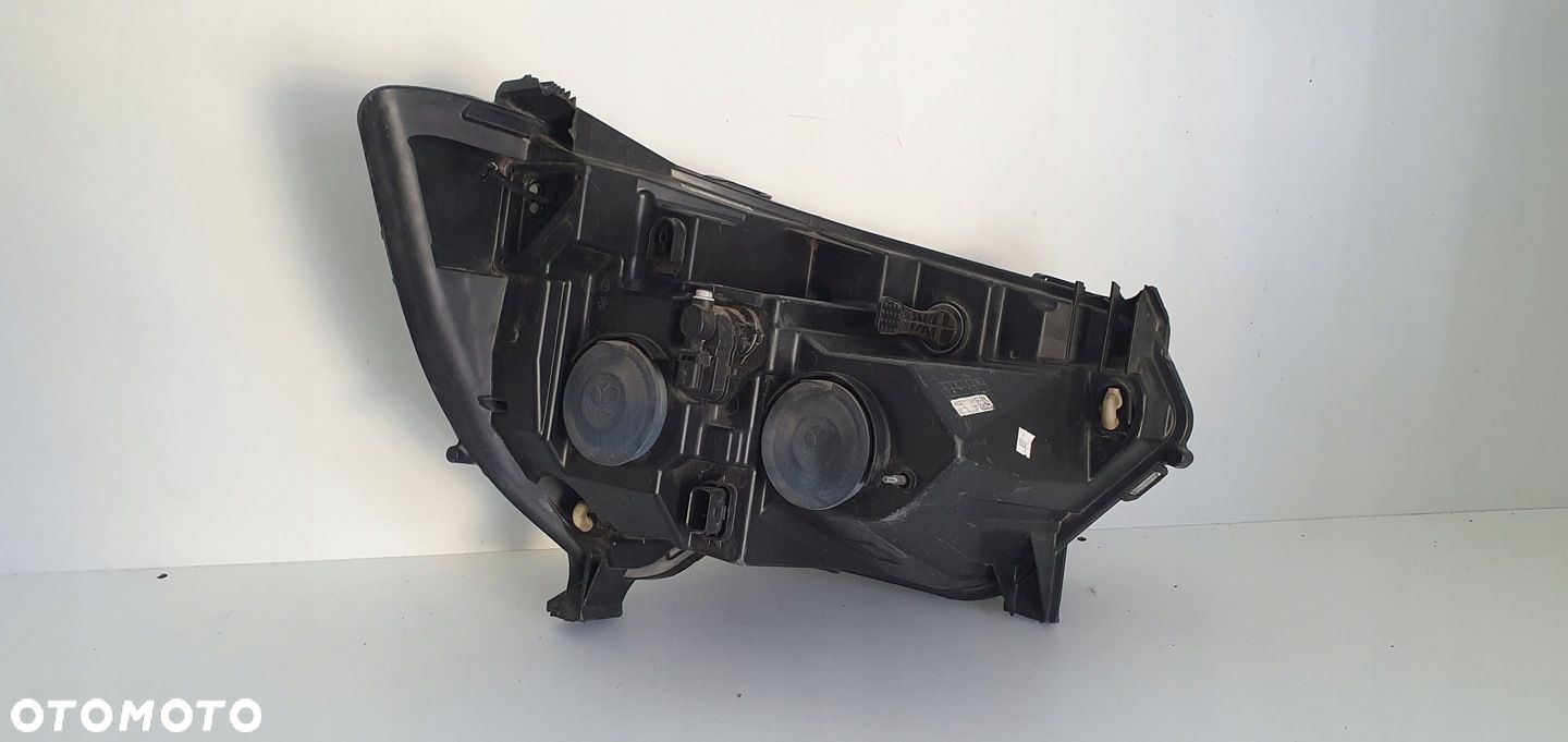 RENAULT MASTER IV LAMPA LEWY PRZÓD LED 260607867R - 7