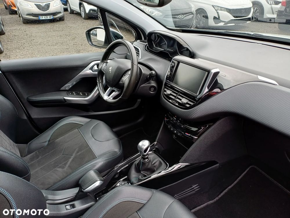 Peugeot 2008 PureTech 110 Stop&Start Crossway - 12