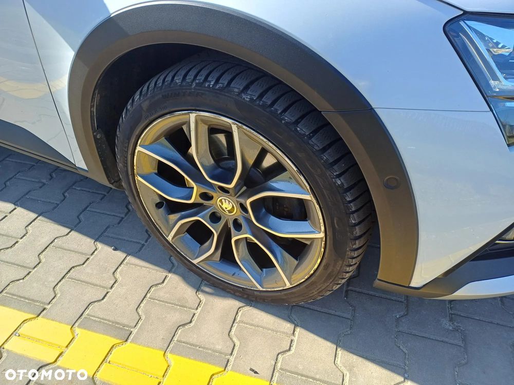 Skoda Superb 2.0 TSI 4x4 Scout DSG - 15