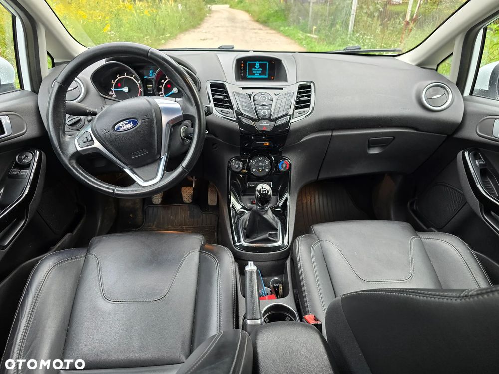 Ford Fiesta 1.0 EcoBoost Titanium - 10