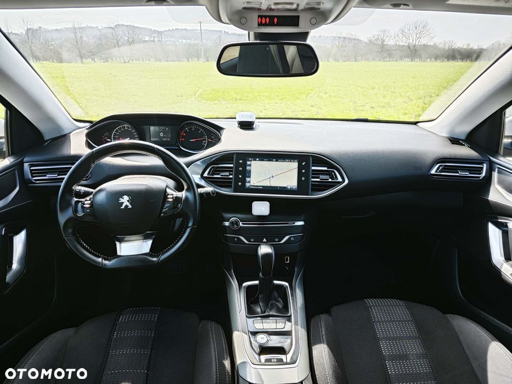 Peugeot 308 BlueHDi 120 EAT6 Stop & Start Business-Line - 4