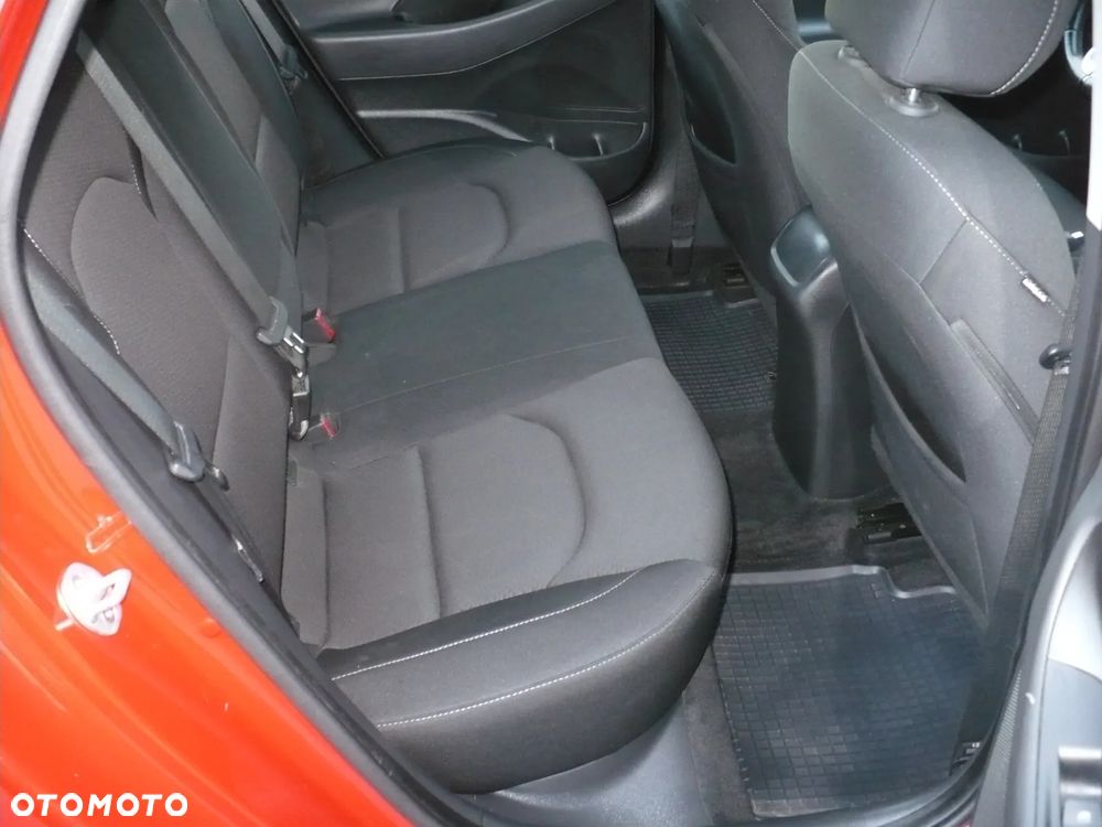 Hyundai i30 - 16