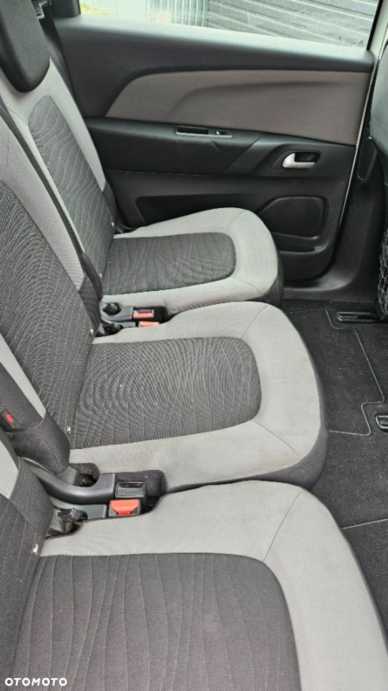 Citroën C4 Picasso - 17