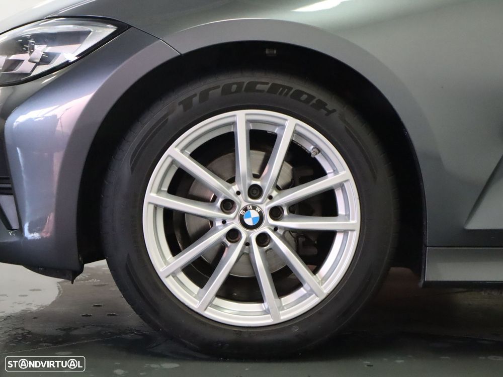 BMW 318 d Auto - 6