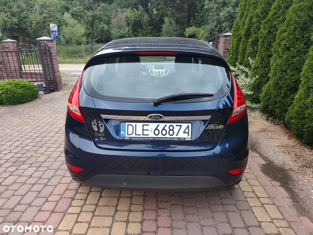 Ford Fiesta 1.6 TDCi DPF Titanium - 4