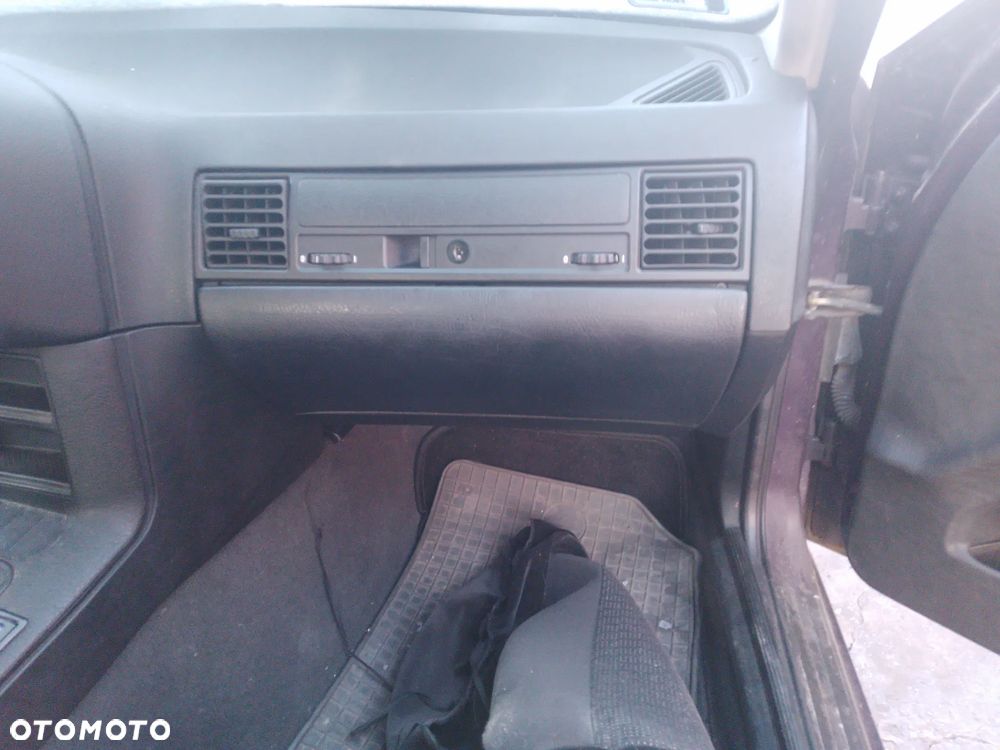 BMW E36 SEDAN 90-99 316 I -  M40 B16  STEROWNIK SILNIKA KOMPUTER - 25