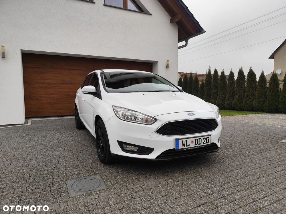 Ford Focus 1.5 TDCi DPF Start-Stopp-System Business - 9