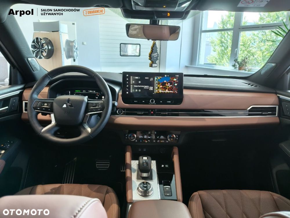 Mitsubishi Outlander Instyle Plus - 33