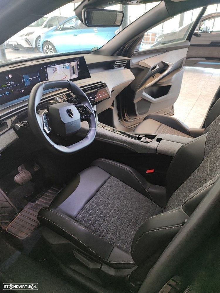 Peugeot E-3008 73 kWh Allure - 9