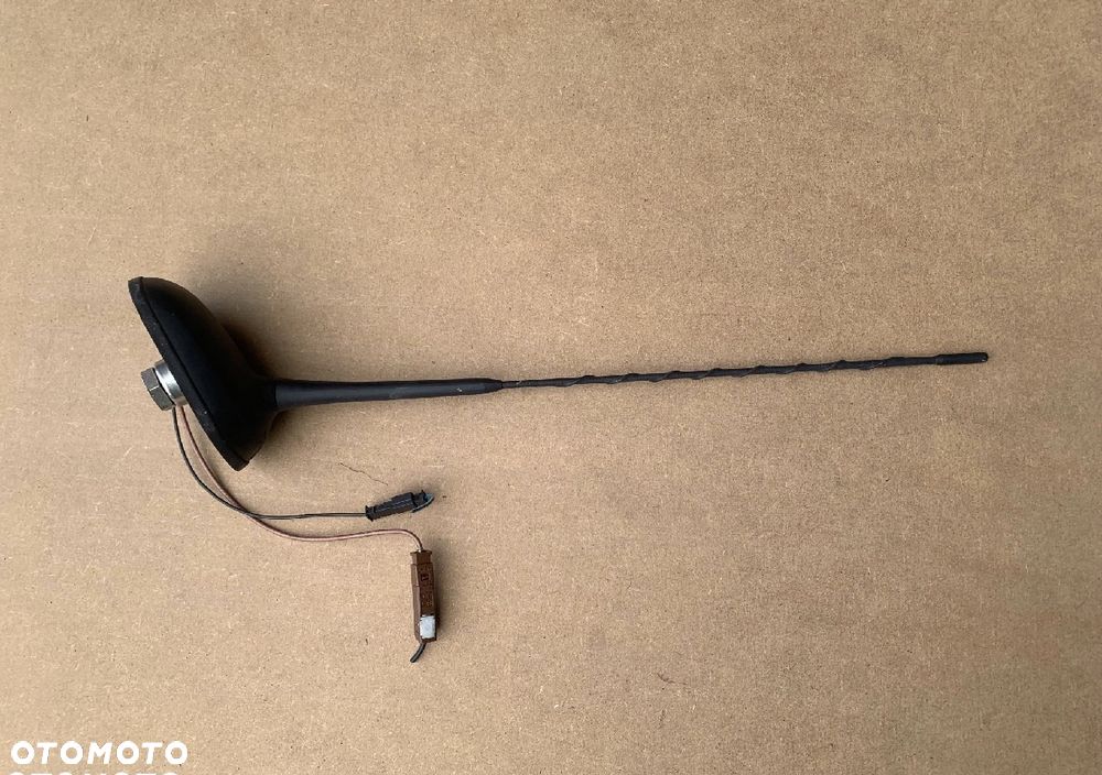 A1698201875 Antena dachowa Mercedes a w169 b w245 - 1