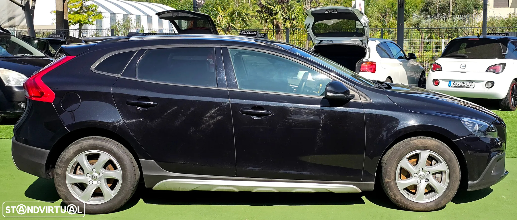 Volvo V40 Cross Country 2.0 D3 Kinetic - 5