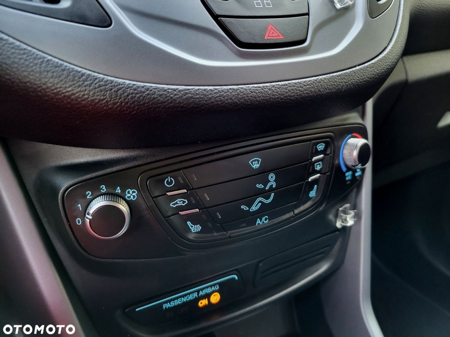 Ford B-MAX - 13